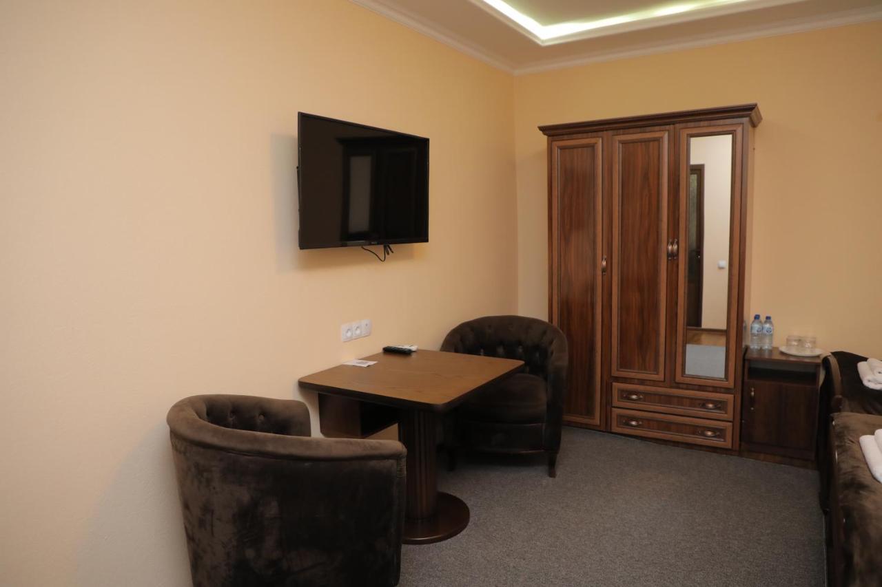 Hotel Brick House Samarkand Bagian luar foto