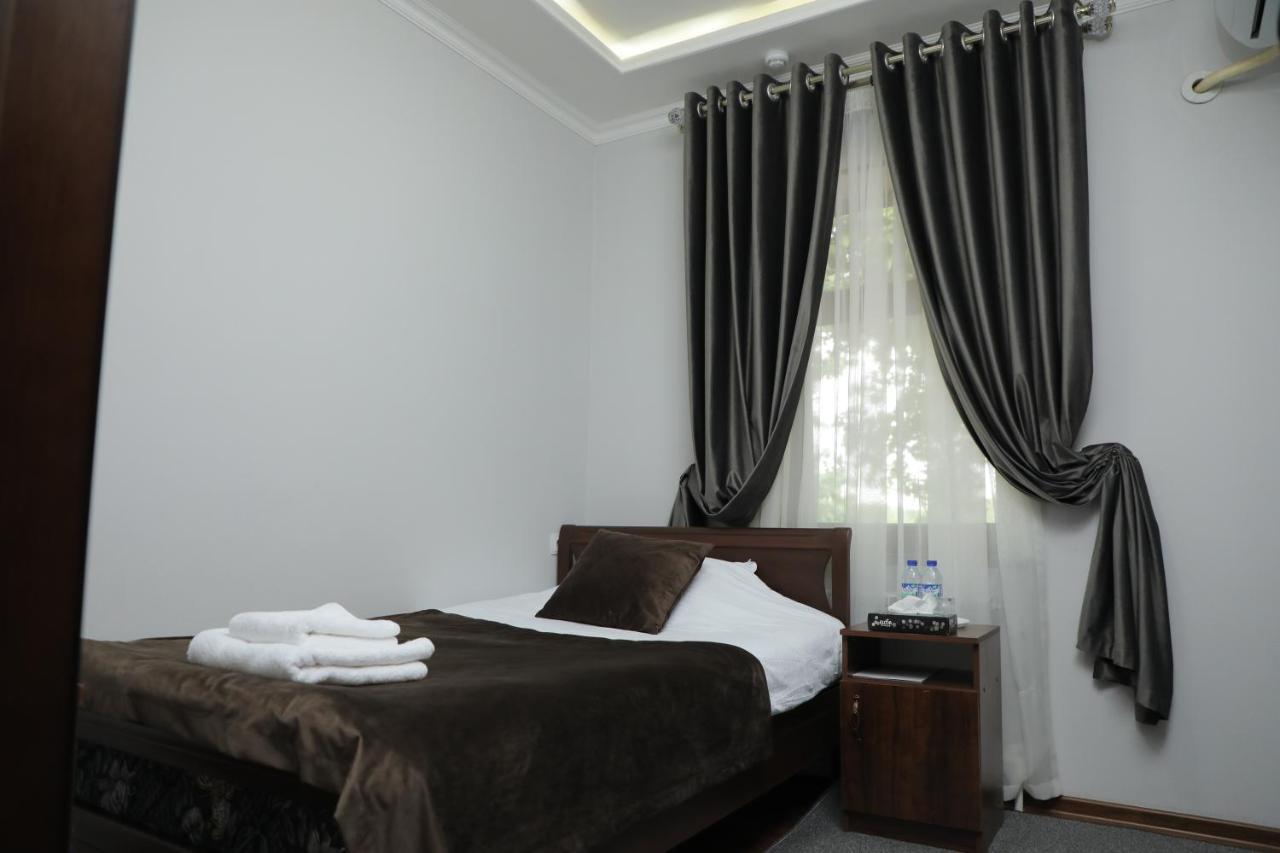 Hotel Brick House Samarkand Bagian luar foto